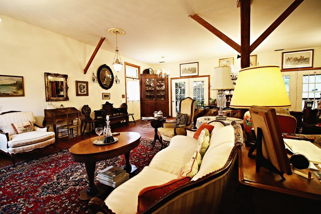 Ebenezer House Bed & Breakfast Burtonsville Esterno foto
