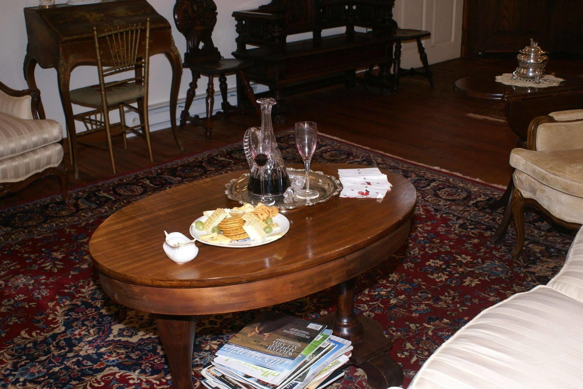 Ebenezer House Bed & Breakfast Burtonsville Esterno foto